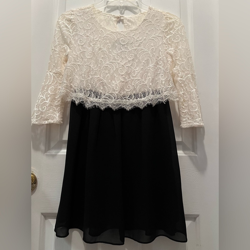E Girls' Formal Black & Ivory Lace Dress with Sleeves Girls Size 10